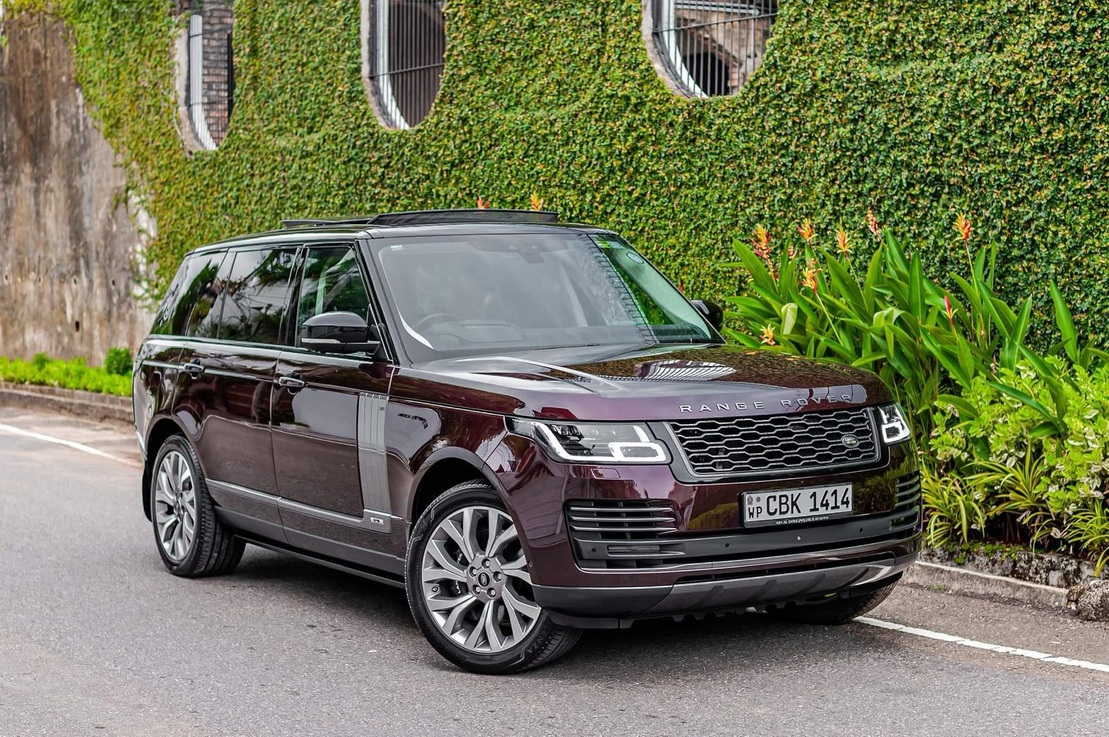 SUV
